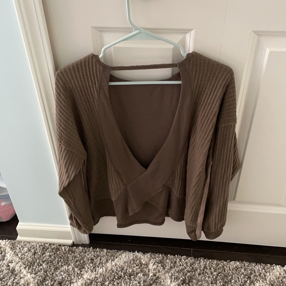 Open-back sweater - Picture 2 of 2